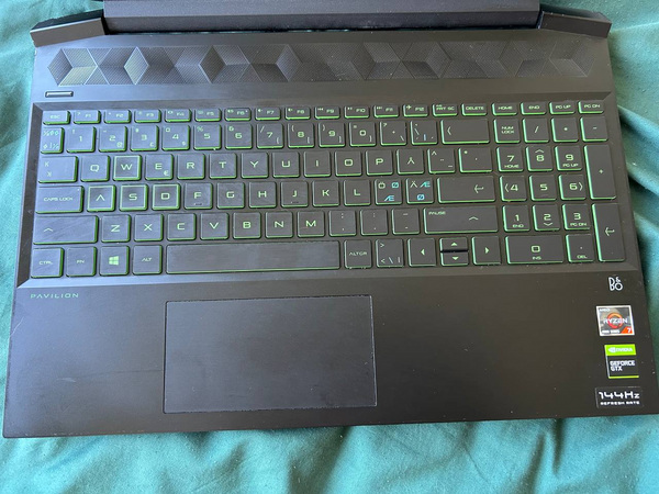 HP Pavillion Gaming 15 / HyperX Cloud II / HyperX Pulsefire