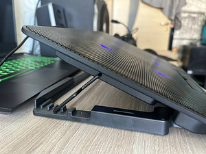 HP Pavillion Gaming 15 / HyperX Cloud II / HyperX Pulsefire (6 foto / 10)