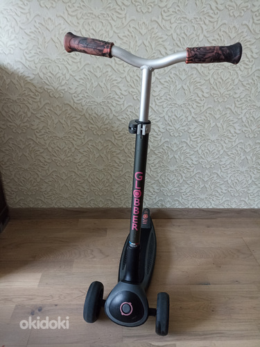 Tõukeratas Globber