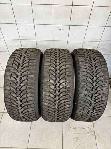 Goodyear Ultragrip M+S 215/55 R16