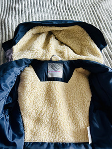 Зимняя куртка 140 (3 фото из 4)