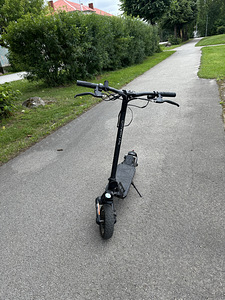 Kugoo G2 Pro 800w Bluetooth (1 foto / 7)