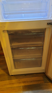 Külmik Hisense, 230 L, kõrgus 162 cm, valge (5 foto / 6)