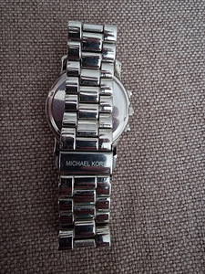 Michael Kors,реплика (3 фото из 3)