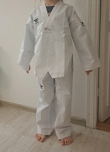 Karate ja taekwondo vorm (2 foto / 4)