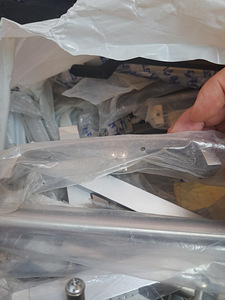 Ручки для шкафов. (2 фото из 4)