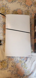 Playstation 5 Slim Digital 1TB + New Colteroller Dualsense (2 foto / 9)