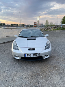 Toyota Celica 7th gen (6 foto / 13)