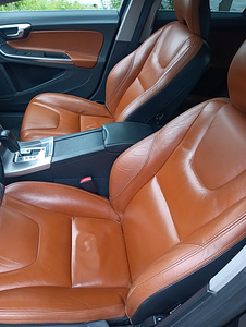 Volvo v60 2010 (5 фото из 12)