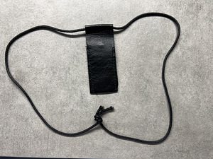 Erilaisia Koruja Ja Sormuksia Unisex (6 valokuva sivusta 10)