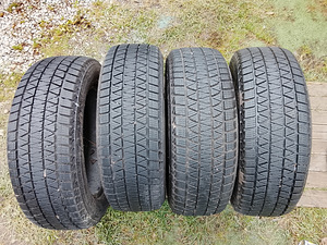 Lamellrehvid R18/60/225 Bridgestone Blizak (1 foto / 5)