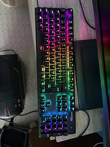 HyperX alloy Origins Kingston клавиатура (1 фото из 3)