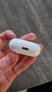 Airpods 4 (5 фото из 5)