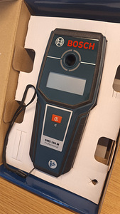 Seinaskanner Bosch GMS 100M seinte jaoks, (1 foto / 7)