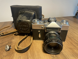 Zenit E kaamera (1 foto / 4)