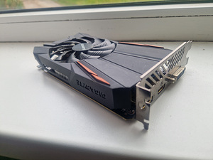 Gtx 1050 2gb (1 фото из 1)