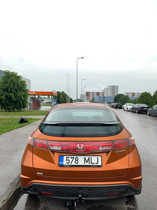Honda Civicu rent – särav, ökonoomne. Volt/Bolt (3 foto / 8)