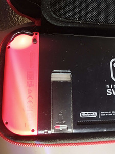 Nintendo Switch konsool (+ füüsilised mängud, lisamälu) (3 foto / 7)