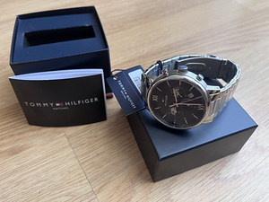 Meeste kellad Tommy Hilfiger 1710409 (5 foto / 5)