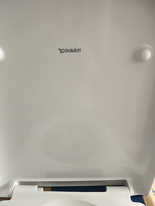 Крышка унитаза Duravit,Slow Close (2 фото из 5)
