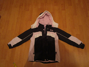 Roosa-pruuniga talvejope H&M, 146cm (3 foto / 3)