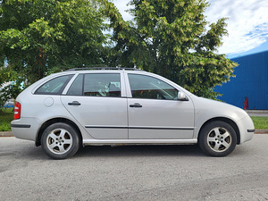 SKODA FABIA 1.2 47kw (7 foto / 10)