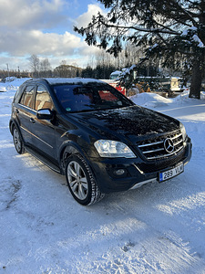Mercedes-benz Ml 420cdi (5 foto / 8)