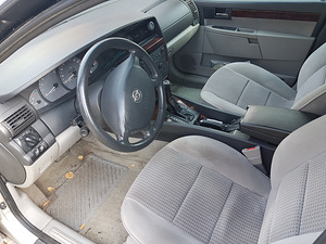 Opel Omega varuosad (5 foto / 6)