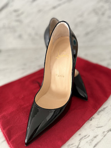 Christian Louboutin (3 foto / 3)