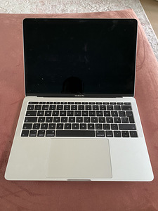 Apple Macbook PRO, 128GB, 2017 (2 foto / 4)