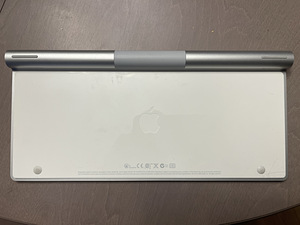 Apple klaviatuur (2 foto / 2)