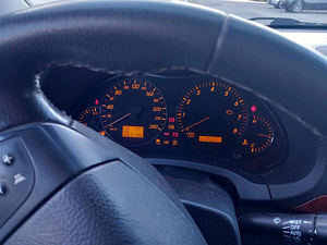 TYOTA AVENSIS 1.8 BENS (7 foto / 7)
