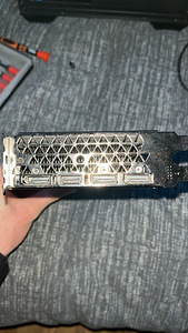 NVIDIA GeForce 1080Ti 11ГБ (4 фото из 5)