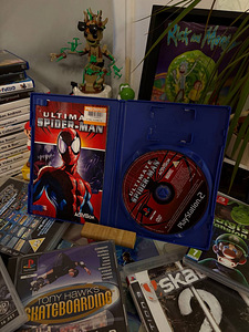 Ultimate Spider Man - PlayStation 2 (3 foto / 3)