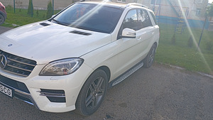 Mercedes ML 350 auto (3 foto / 15)