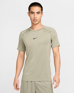 Nike Slim Fit meeste T-särk XL - uus (1 foto / 5)