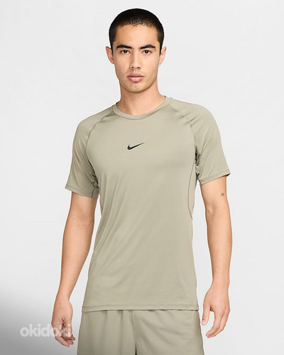 Nike Slim Fit meeste T-särk XL - uus