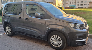 Peugeot Rifter (2 фото из 10)