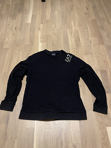 Armani свитер ea7 (1 фото из 3)