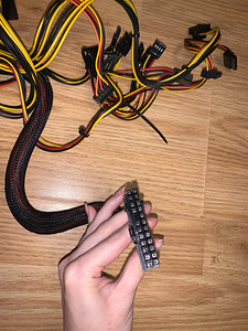 Toiteplokk | CHIEFTEC 700W Smart Series toiteplokk (6 foto / 9)