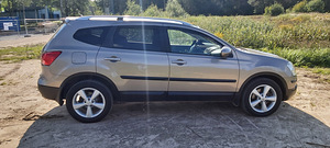Nissan Qashqai+2 (3 foto / 7)