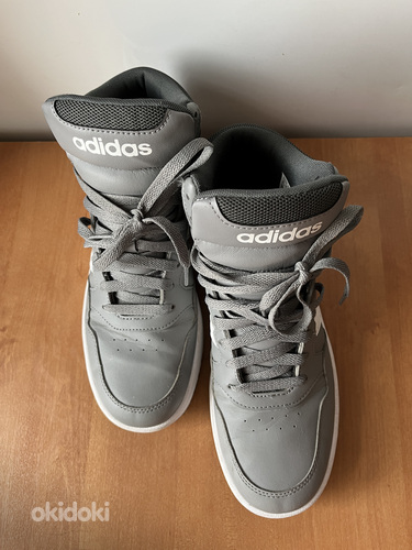 Кроссовки Adidas (фото #2)