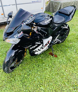 Kawasaki Ninja (2 foto / 4)