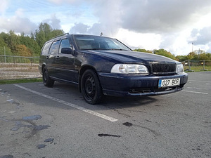 Volvo V70 - DIESEL manual 1998 (2 foto / 5)