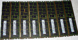 8X8GB (64GB) PC3-10600R SAMSUNG (Registered) serverimälu (1 foto / 1)