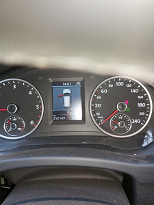 VW Tiguan 2011 4x4 (5 foto / 5)