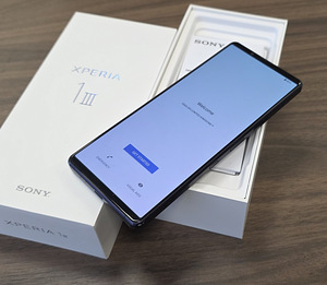 Sony Xperia 1 III (4 foto / 5)