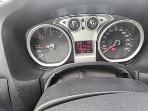 Ford focus pininfarina 2.0d (9 фото из 14)