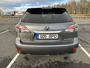 ПРОДАЕТСЯ LEXUS RX450h (4 фото из 5)