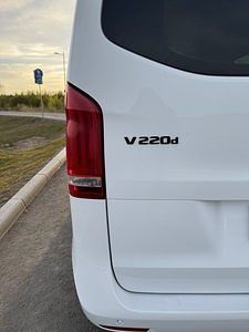 Mercedes Benz V220 (13 foto / 14)